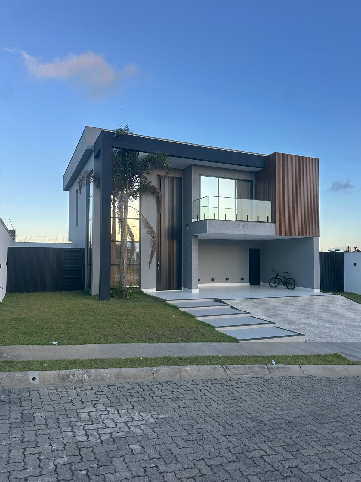 WhatsApp Image 2025-09-22 at 13.24.48 (1)